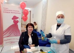Акция «Красное платье. Сердце женщины» проходит в учреждениях по всему Ханты-Мансийскому округу