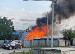 Возгорание нескольких объектов на улице Юности в г.п. Советском