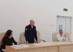 В Советском полицейские и сотрудники муниципалитета провели профилактическую беседу с медицинскими работниками