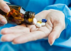 Медики пожаловались на нехватку антибиотиков и антидепрессантов