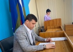 Мэр из ХМАО Буренков ищет нового заместителя
